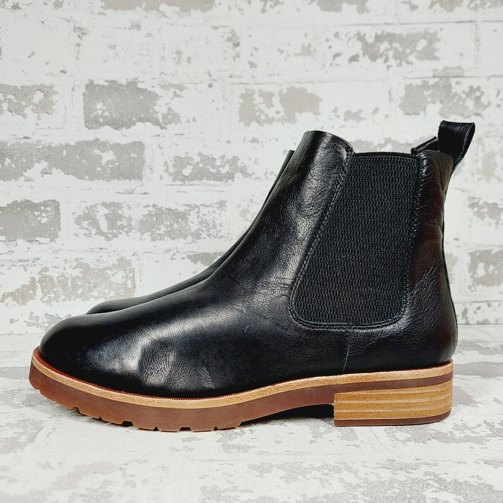 New Kork-Ease Bristol Black Leather Chelsea Boot E608